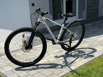 dámsky Specialized Pitch velkost M Nový 27.5 - 9