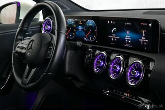 Mercedes-Benz A 180d 1.5CDI 85kW 7G Style LED Kamera Midline - 9