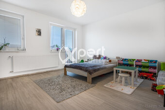 NOVÁ CENA EXKLUZÍVNE IBA U NÁS Na predaj 5 izbový poschodov - 9
