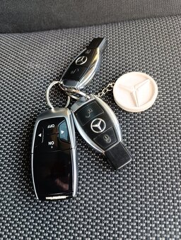 Mercedes-Benz V trieda V250 d A/T lang 4MATIC, TOP STAV - 9