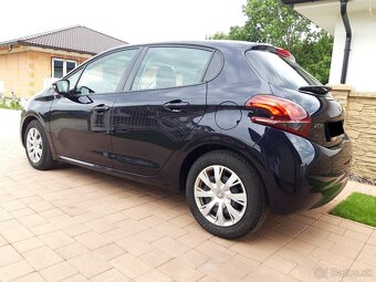 Peugeot 208 - 9