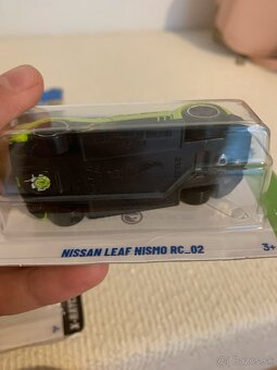 Hotwheels - 9