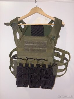 Airsoftová zbraň+vybavenie - 9