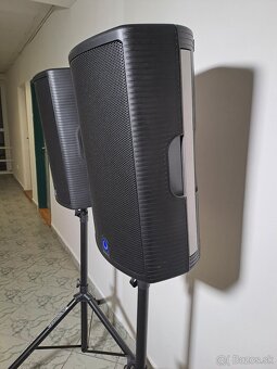 2x Aktívny reprobox Turbosound Milan M12 + príslušenstvo - 9