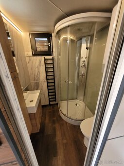 Hausbot 15.4 x 4.2m NEW Houseboat ZARIADENY - 9