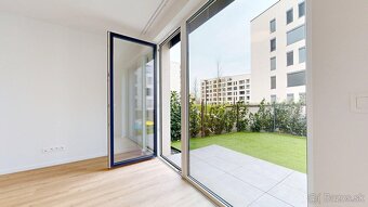 PRÚDY prenájom - 3 izb. byt 89m2 s predzáhradkou a parkovací - 9