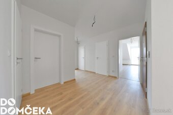 DO DOMČEKA | Jedinečný svetlý byt s panoramatickým výhľadom - 9
