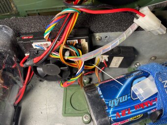 Predám rc tank IS-2 - 9