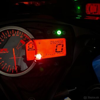 Suzuki GSXR 600 2015 - 9