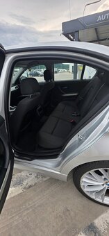 BMW 320i e90 automat - 9