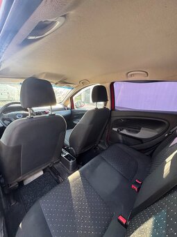 Fiat Punto 1.2 48kw r.v. 2008 benzín - 9