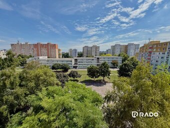 RADO | Priestranný 3-izbový byt s balkónom 68 m² Belinského - 9