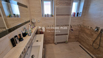 Na predaj 9 izbový rodinný dom v meste Šurany - 9