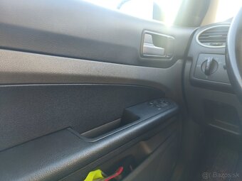 Ford FOCUS combi MK2 1.8 TDCi - 9