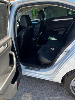 Škoda Superb 3 2,0 TDi DSG Limusine - 9