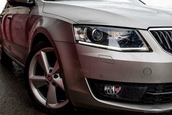 Škoda Octavia Combi 2.0 TDI Elegance/Style DSG - 9