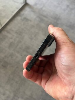 iPhone 15 Pro Max, čierny titan - 9