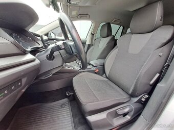Škoda Octavia Combi 2.0 TDI SCR Ambition DSG - 9