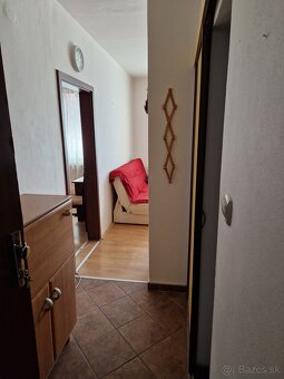 Prenajmem 1 izb. byt s balkónom na Novomeského ul. - 9