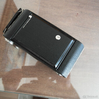 Starý fotoaprát Kodak Junior - 9