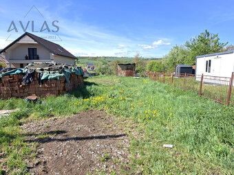 Slnečný pozemok všetky IS, 1577m2, obec Župčany - 9