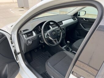 Škoda Rapid 1.2 TSI Ambition/SK Auto/STK do 2027 - 9