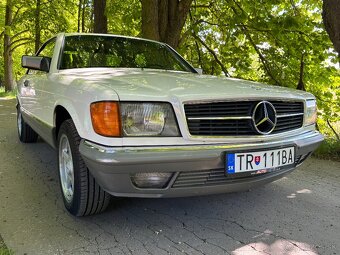 Mercedes-Benz 380 SEC W126 – biela klasika s V8 - 9