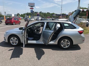 Škoda Octavia Combi 2.0 TDI SCR Style DSG - 9