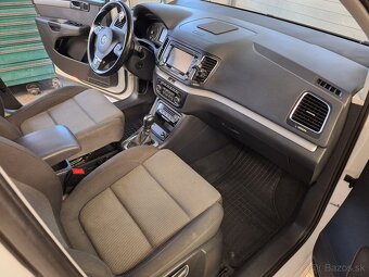 Volkswagen Sharan 2.0 Tdi 103 kw 5/2011 AT/6 DSG - 9