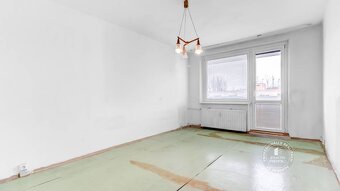 AXIS REAL | Veľký 2i byt s potenciálom 3i, lodžia, nepriecho - 9
