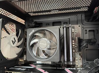 Ryzen 7 5800X\16GB\RTX 3080\SSD\750W Zdroj - 9