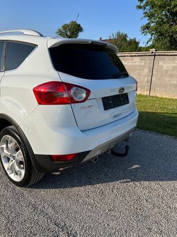 Ford Kuga 4x4 2,0TDCI Titanium,Ťažné zariadenie. - 9