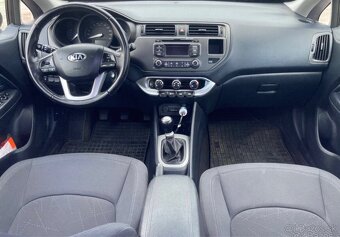 KIA RIO 1.2 benzín 62kW 2015 92 000 km - 9