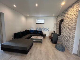 Nádherný kompletne zrekonštruovaný rodinný dom s garážou, ba - 9