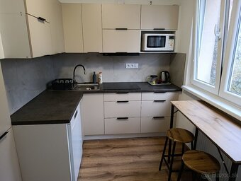 Prenájom 2 izbový byt Hliny VII, Žilina - 9