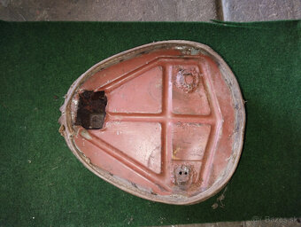 Jawa 550:mnoho dielov,plechy,svetlo,diely motor. - 9