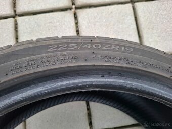 Dvojrozmer 255/35 R19 + 225/40 R19 letné pneumatiky Hankook - 9