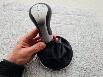 Radiaca páka pre ŠKODA FABIA 2 - 9