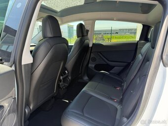 Tesla Model Y EXCLUSIVE LONG RANGE-DUAL MOTOR - 9