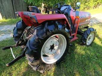 Traktor , malotraktor Mitsubishi MT26 - 9
