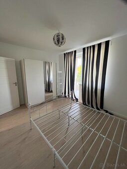 Na prenájom veľký svetlý 2i byt Trnava-Zavar + parking - 9