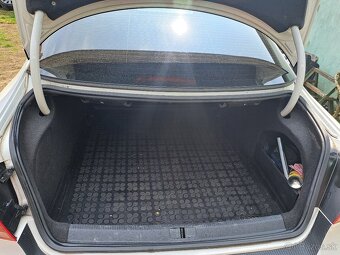 Volkswagen Passat cc 2tdi 130kw 4x4 315000 - 9