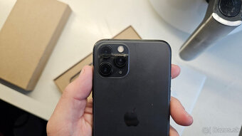 Apple iPhone 11 Pro 256GB - 9