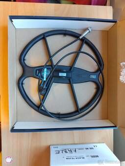 Detektor kovov Tesoro Tejon - 9