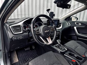 Kia Ceed SW 1.5 T-GDi Silver A/T - 9