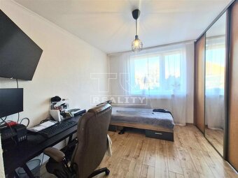 RezervovanéNa predaj štýlový 4 izbový rodinný dom na... - 9