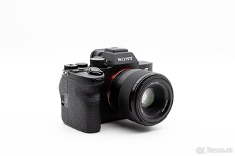 Sony A7 mark IV + Sigma 16-28mm f/2.8 + 50mm f/1.8 - 9