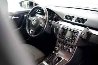 VW Passat Variant B7 2.0TDi - 9