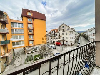 Štvorpodlažná budova v centre Piešťan na podnikanie, či býva - 9