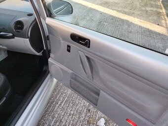 New beetle 1.6 benzín - 9